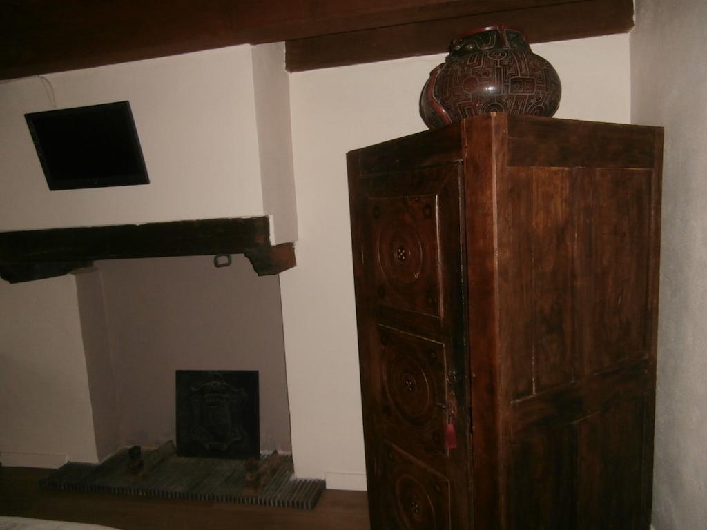 L'Apotheis Bed & Breakfast Saint-Thegonnec Loc-Eguiner Bilik gambar