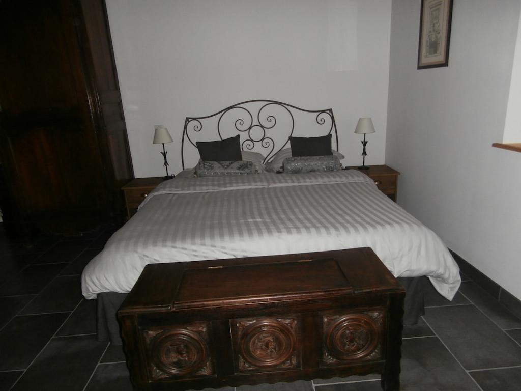 L'Apotheis Bed & Breakfast Saint-Thegonnec Loc-Eguiner Bilik gambar